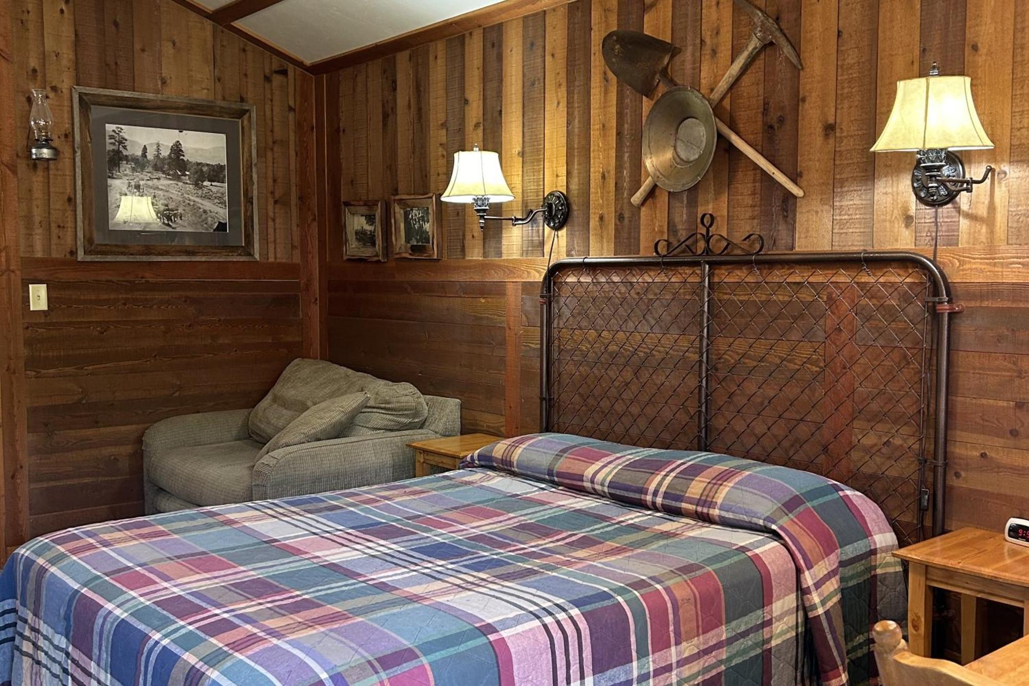 Moore'S Old Pine Inn Marysvale Eksteriør bilde
